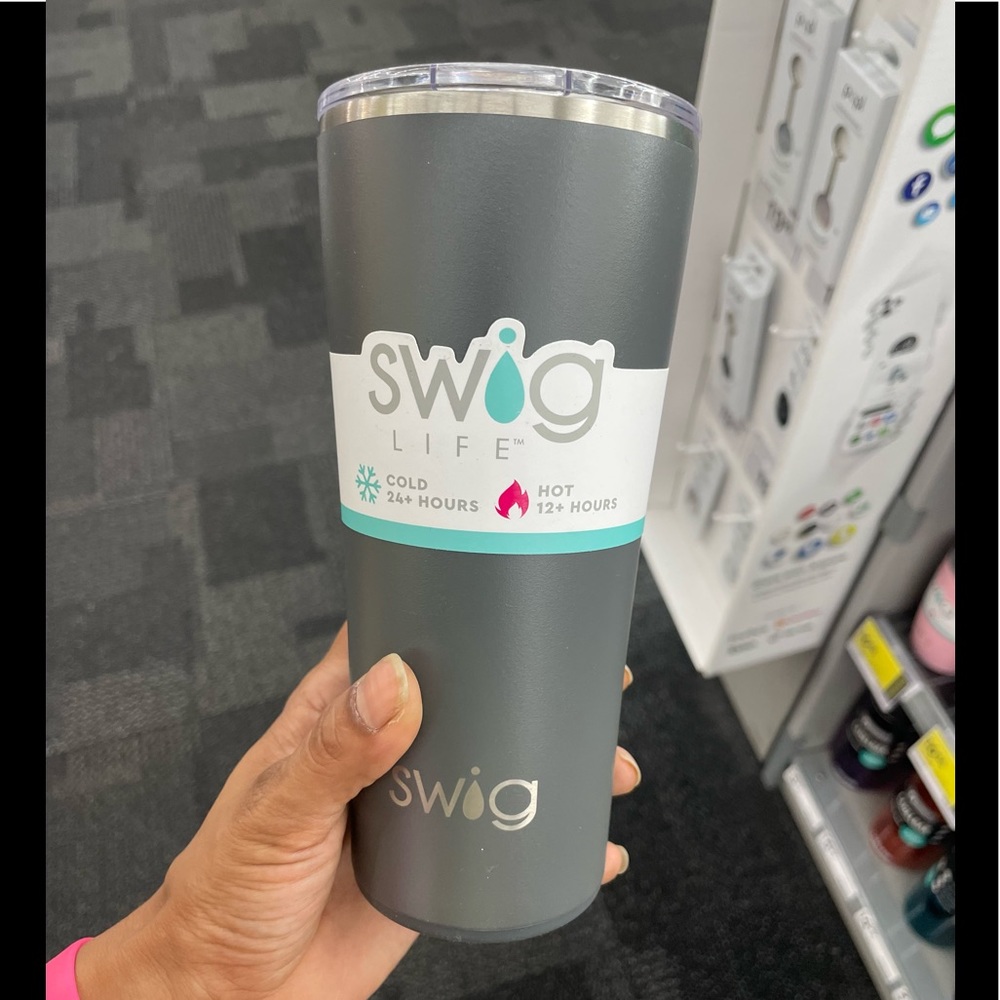Swig Life Stainless Steel Mug NWT 22oz